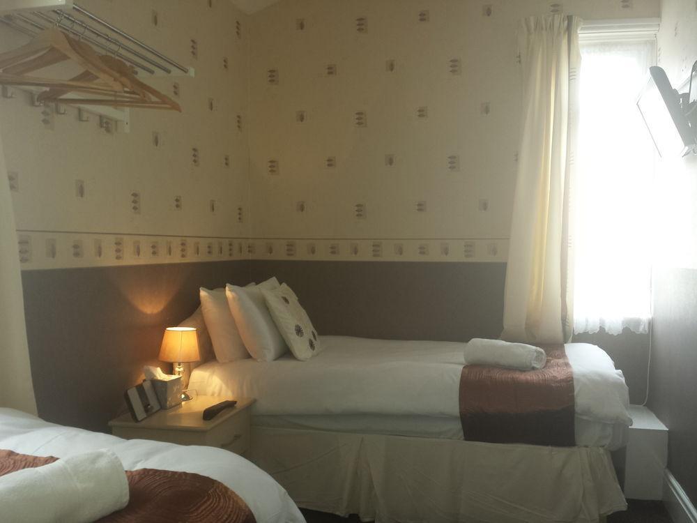 Mardonia Hotel Блекпул Екстериор снимка