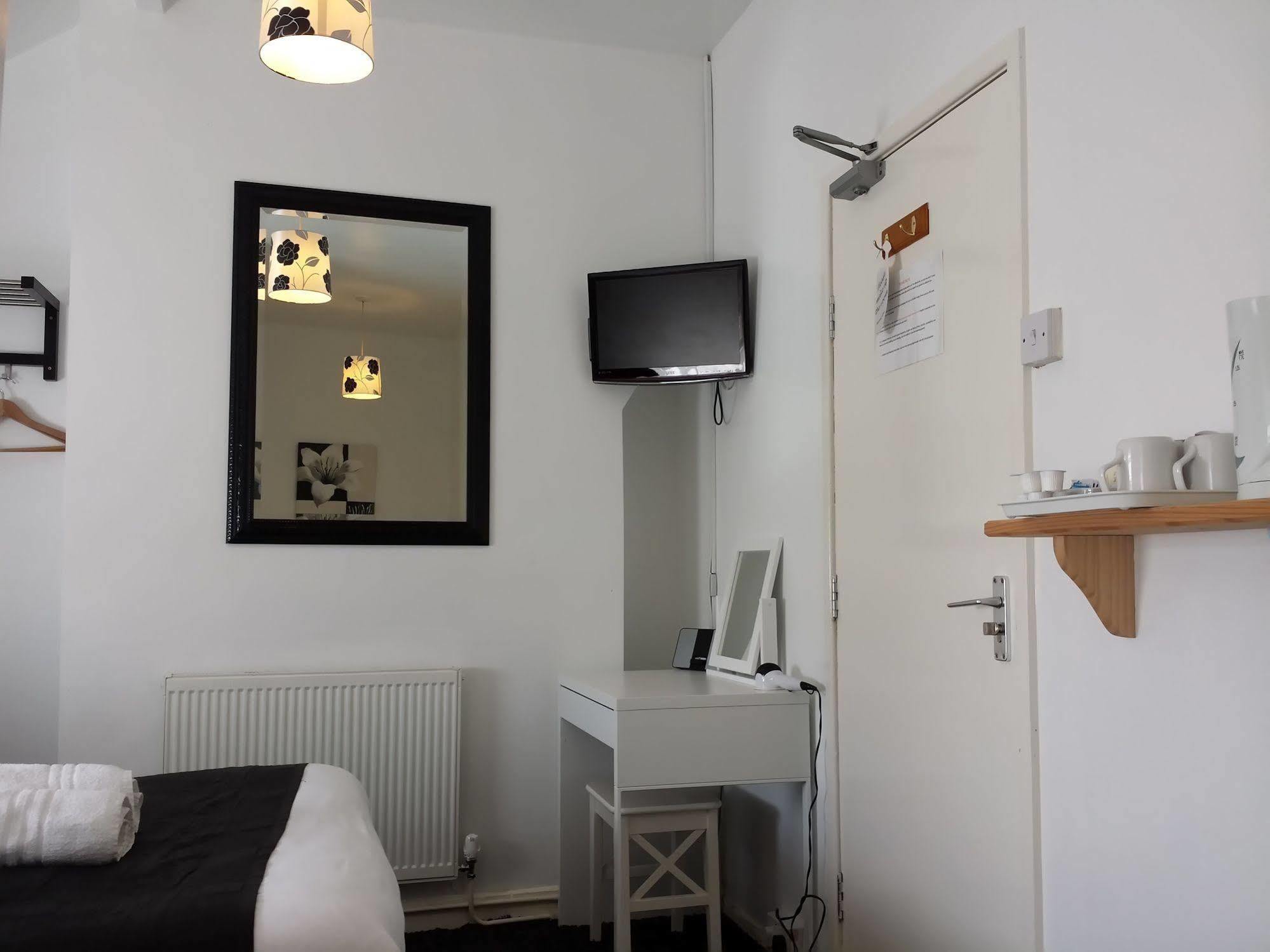 Mardonia Hotel Блекпул Екстериор снимка