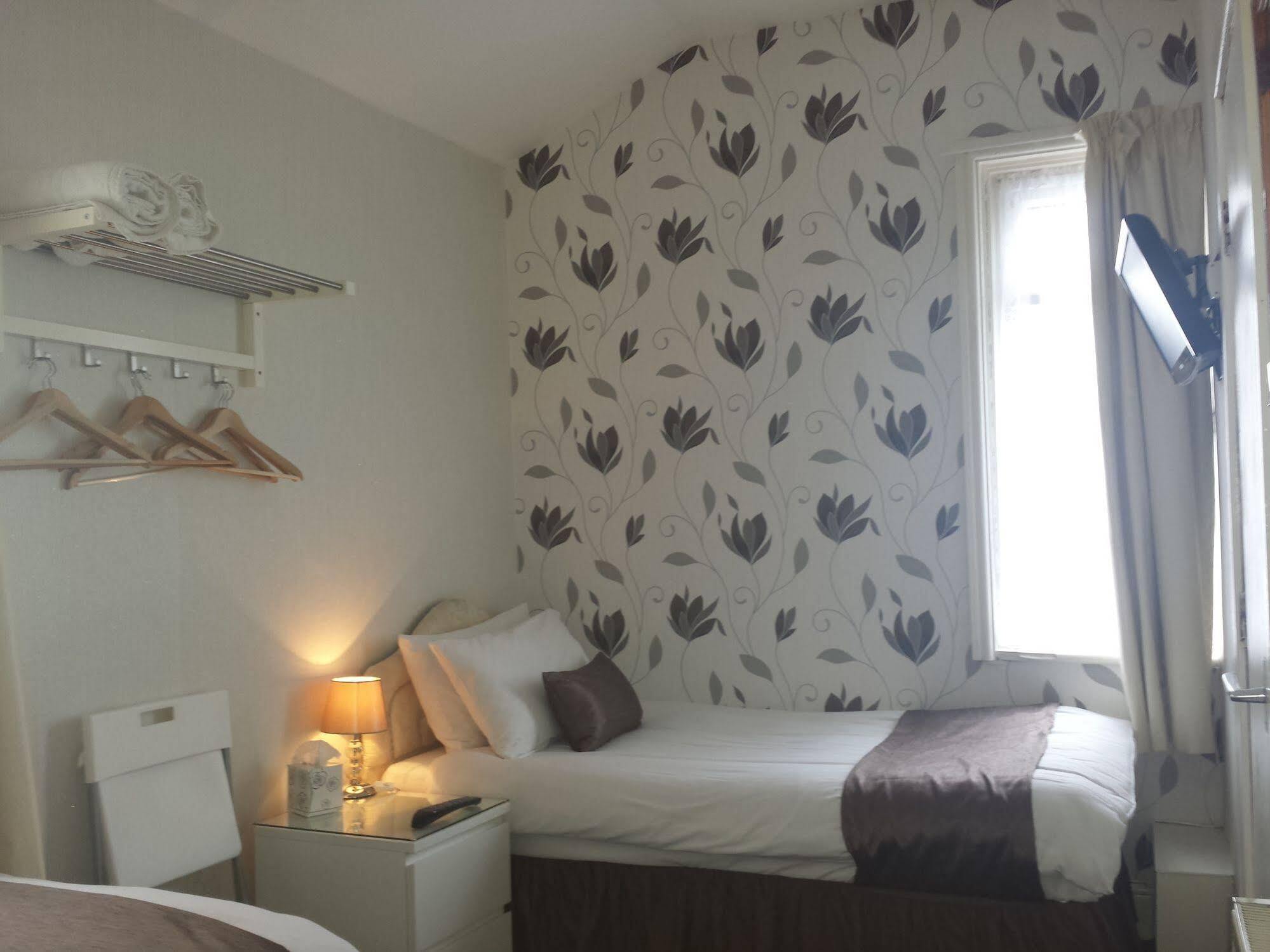Mardonia Hotel Блекпул Екстериор снимка